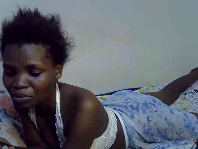 Cute-aliyah's webcam live show