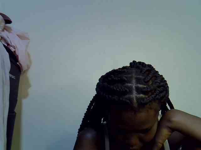 Cute-aliyah webcam