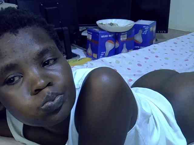Cute-aliyah webcam