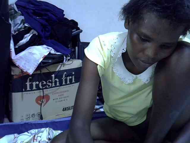 Cute-aliyah webcam