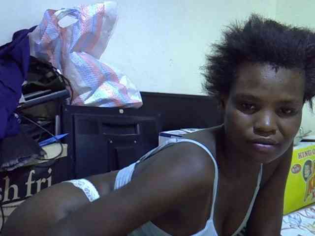 Cute-aliyah webcam