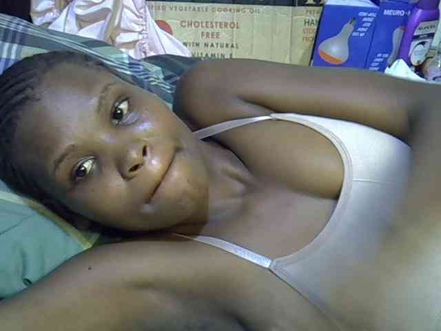 Cute-aliyah webcam