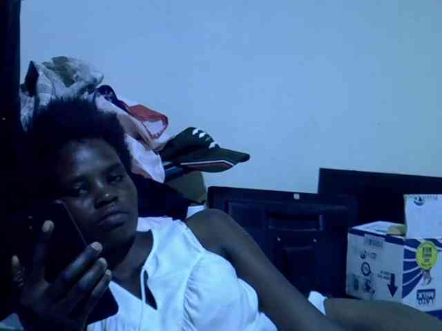 Cute-aliyah webcam