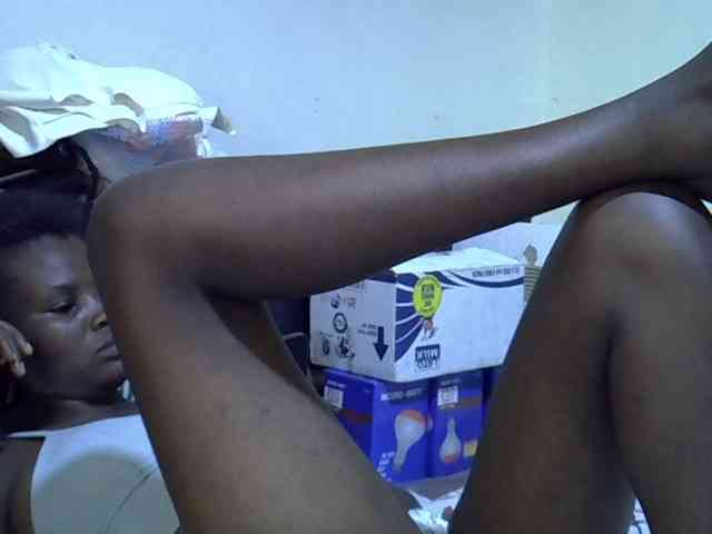 Cute-aliyah webcam