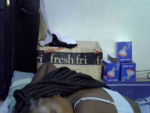 Cute-aliyah webcam