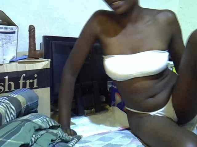 Cute-aliyah webcam