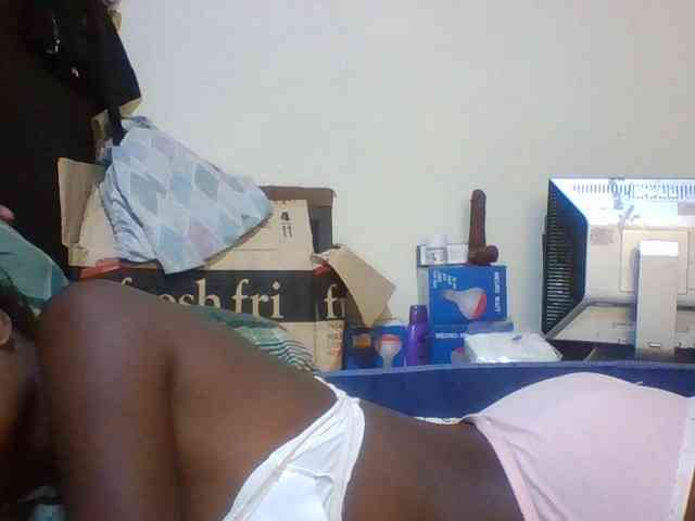 Cute-aliyah webcam