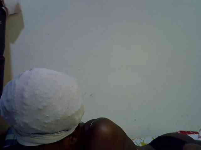 Cute-aliyah webcam