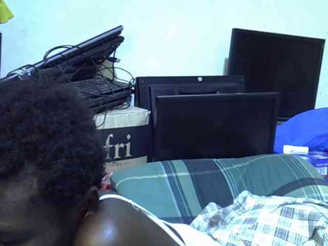 Cute-aliyah webcam