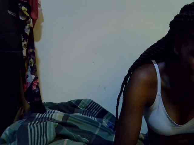 Cute-aliyah webcam