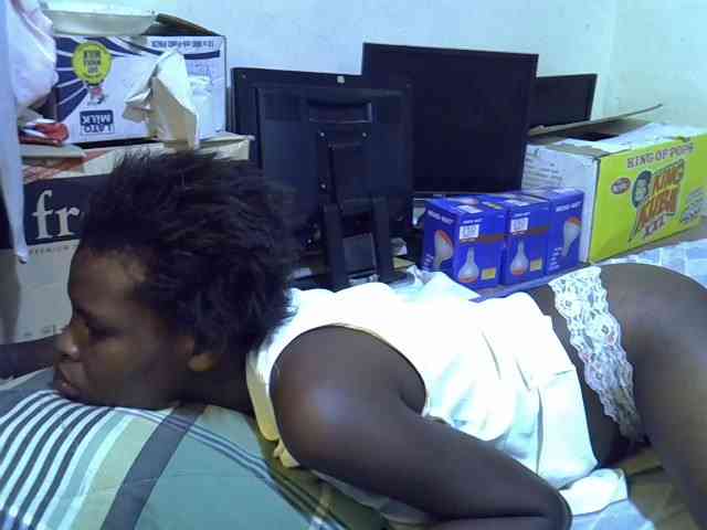 Cute-aliyah webcam