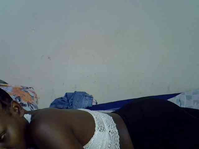 Cute-aliyah webcam
