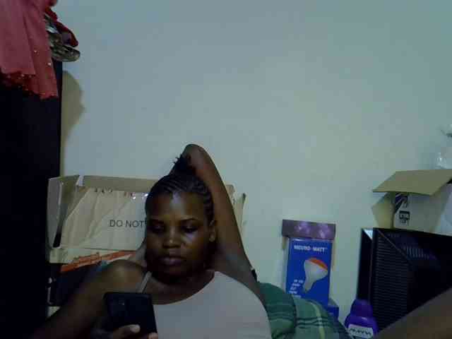 Cute-aliyah webcam