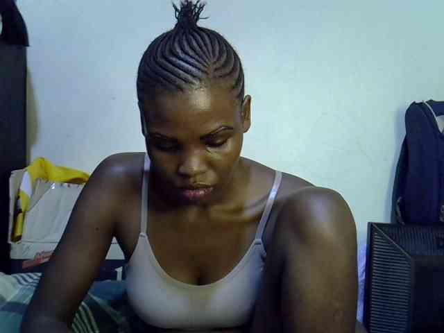 Cute-aliyah webcam