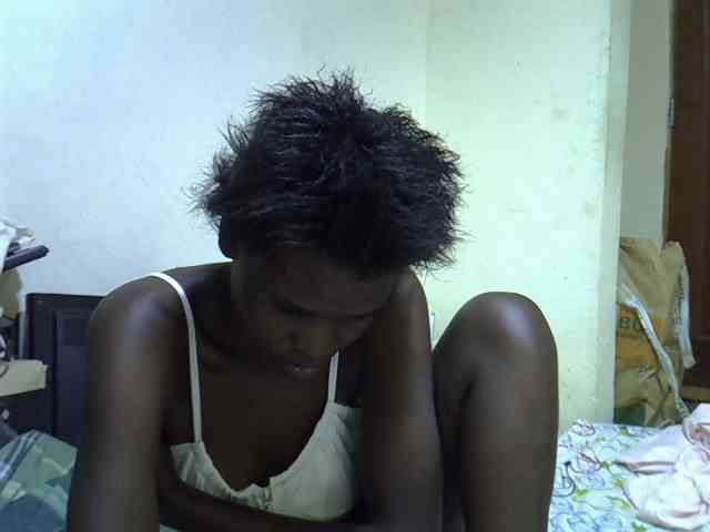 Cute-aliyah webcam