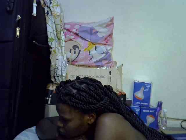 Cute-aliyah webcam