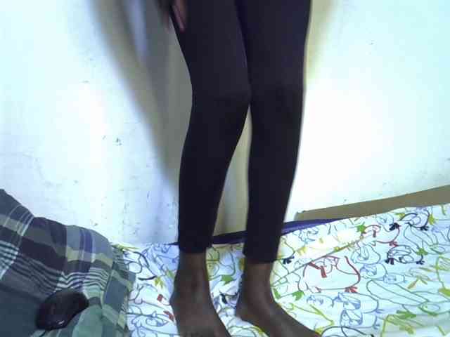 Cute-aliyah webcam