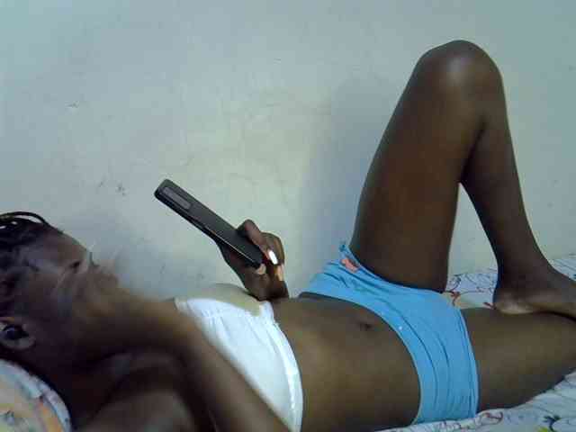 Cute-aliyah webcam