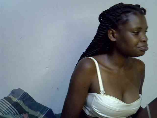 Cute-aliyah webcam