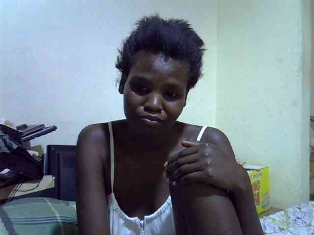 Cute-aliyah webcam