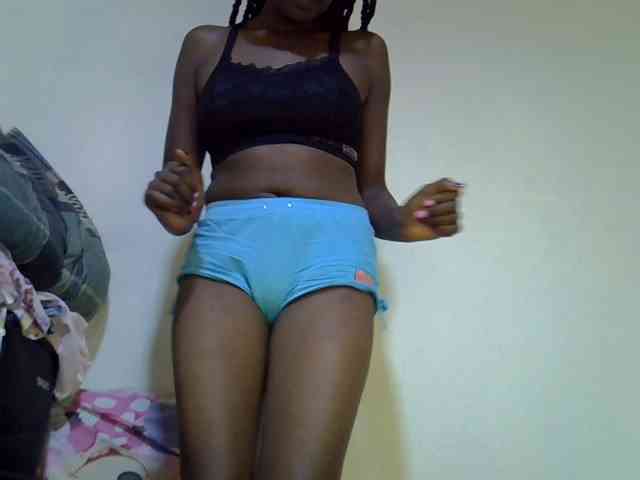Cute-aliyah webcam