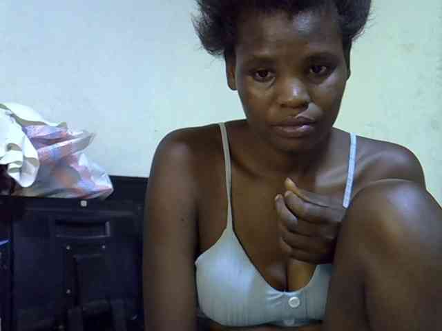 Cute-aliyah webcam