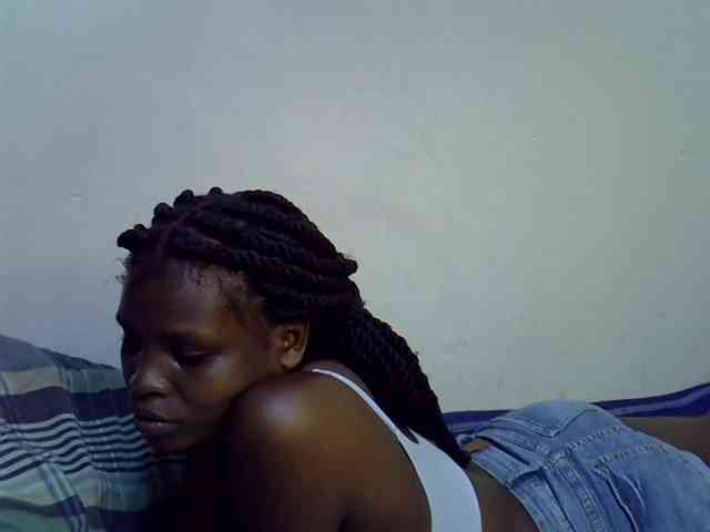 Cute-aliyah webcam
