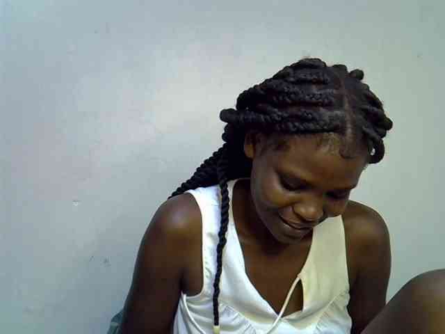 Cute-aliyah webcam