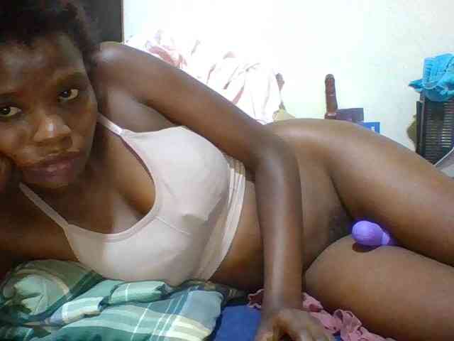 Cute-aliyah webcam