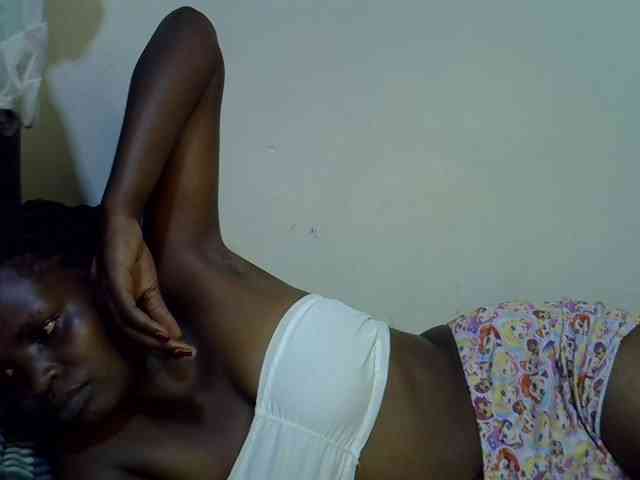 Cute-aliyah webcam