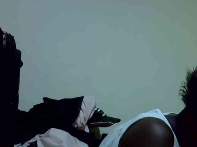 Cute-aliyah webcam
