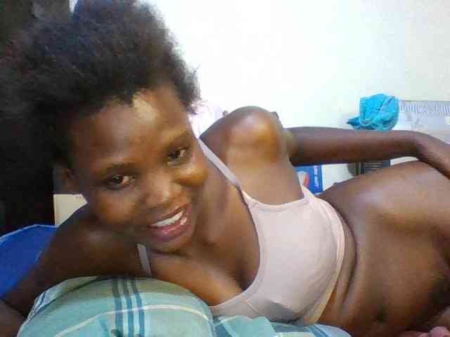 Cute-aliyah webcam