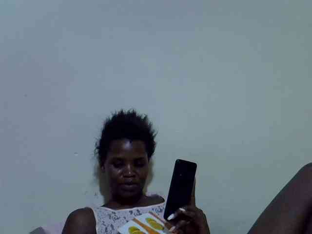Cute-aliyah webcam