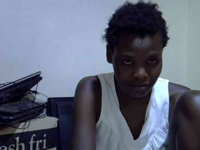 Cute-aliyah webcam