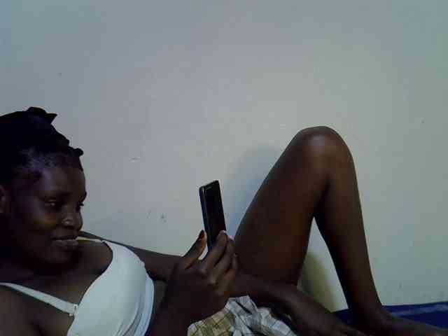 Cute-aliyah webcam
