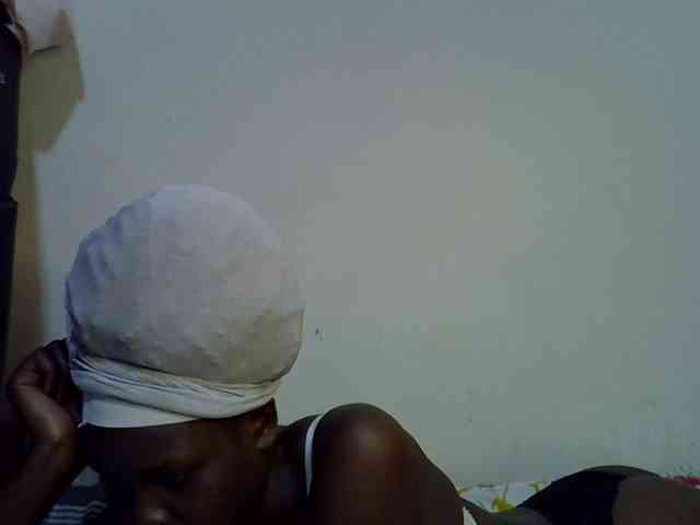 Cute-aliyah webcam