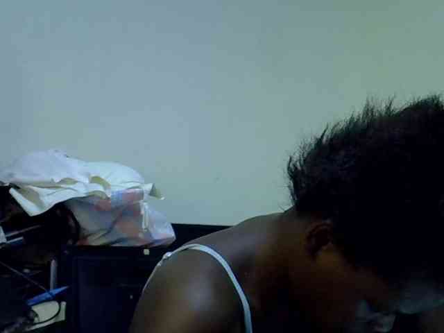 Cute-aliyah webcam