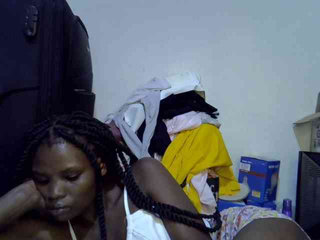Cute-aliyah Live Webcam on BongaCams