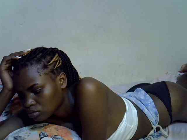Cute-aliyah webcam