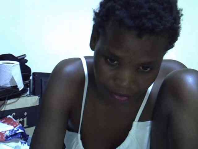 Cute-aliyah webcam