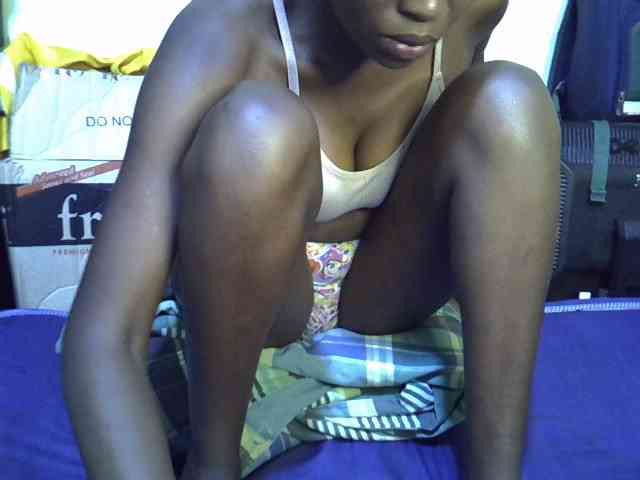 Cute-aliyah webcam