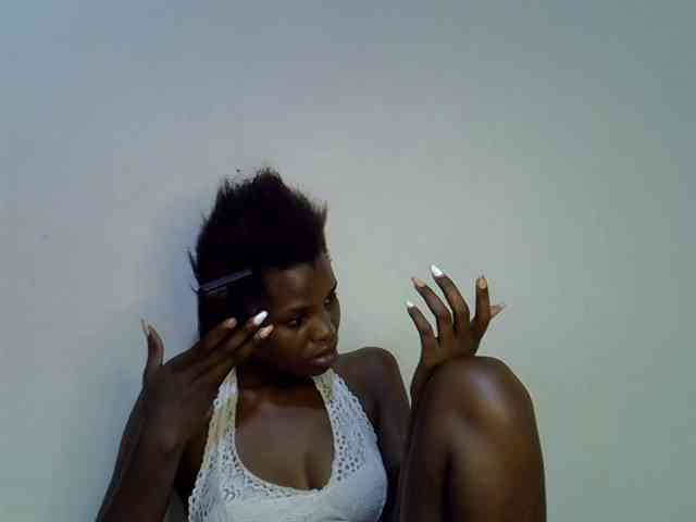 Cute-aliyah webcam