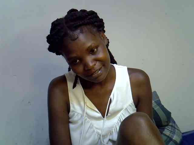 Cute-aliyah webcam