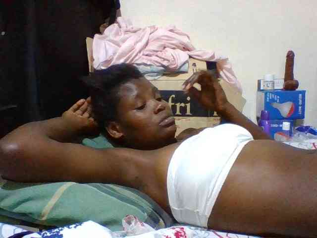 Cute-aliyah webcam