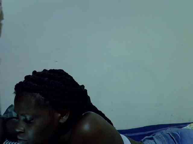Cute-aliyah webcam