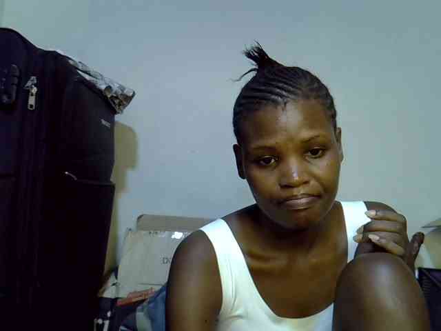 Cute-aliyah webcam