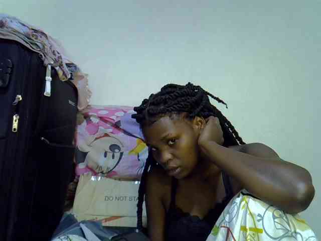Cute-aliyah webcam