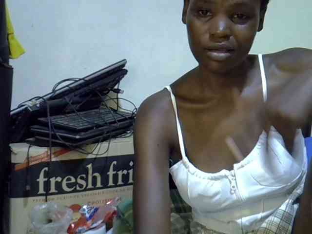Cute-aliyah webcam