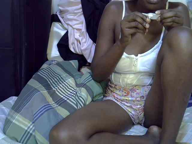 Cute-aliyah webcam