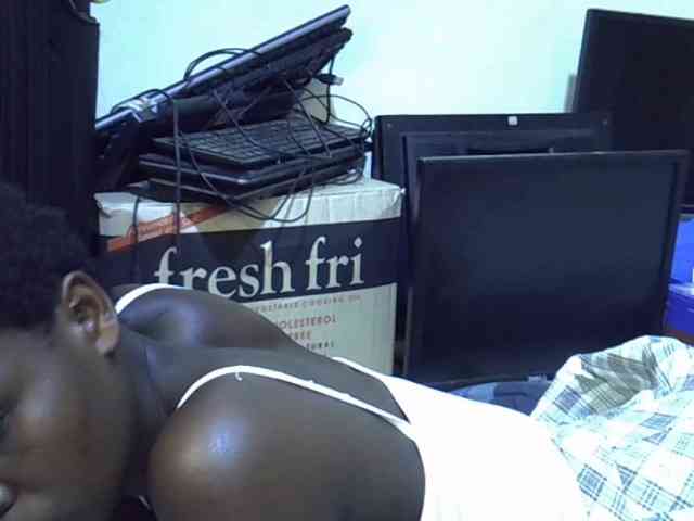 Cute-aliyah webcam